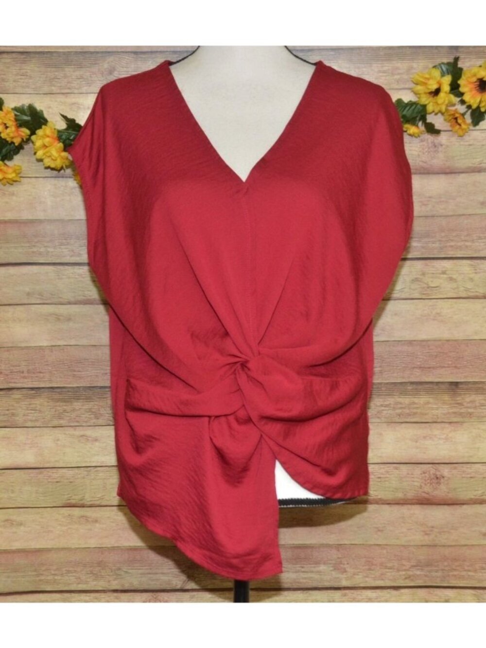 Entro Blouse Ladies Size M Red Maroon Flattering Knot Tie Short Sleeve Career